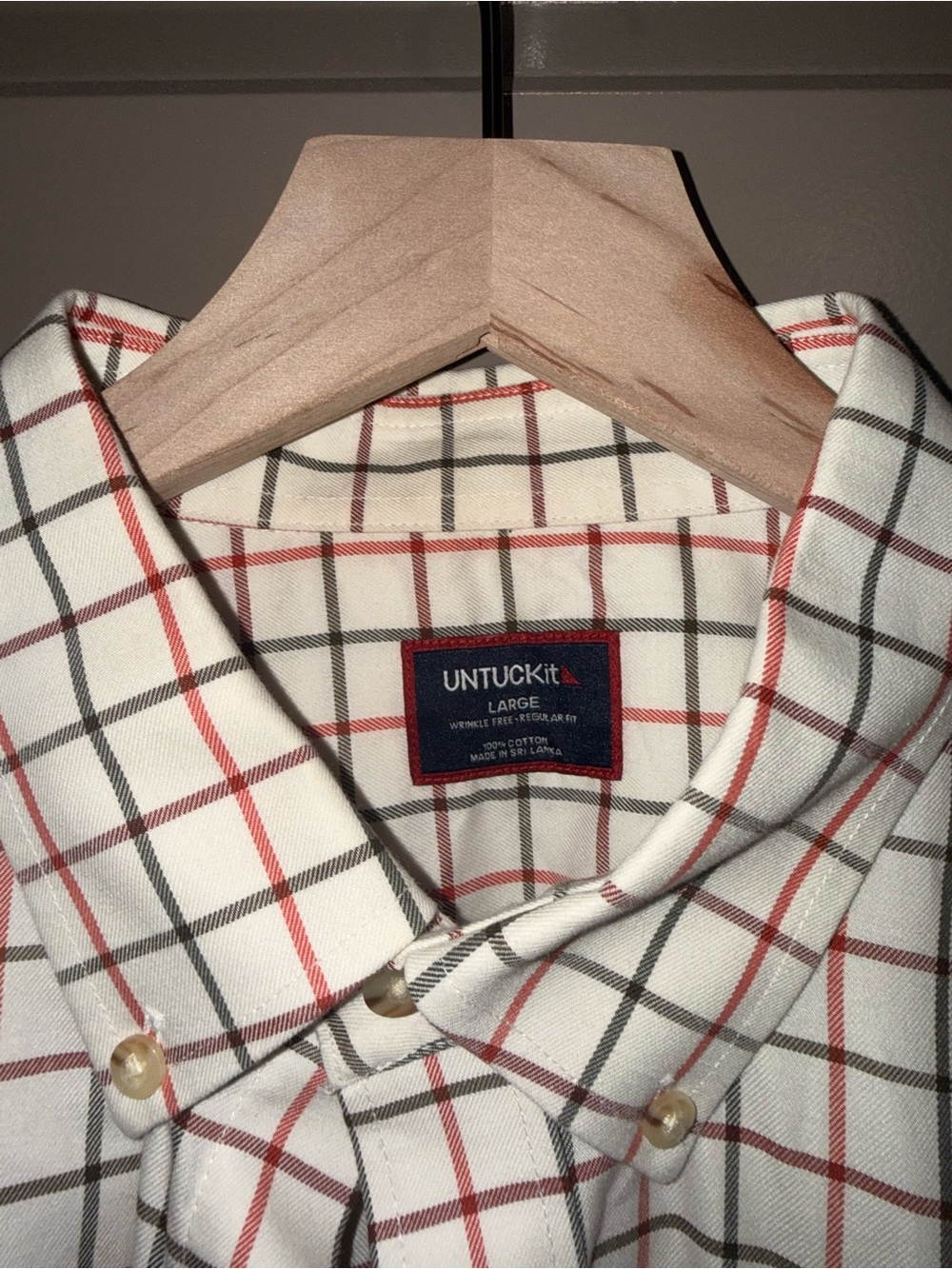 UNTUCKit Men's Ivory Button-Down Shirt with Red & Gray Windowpane